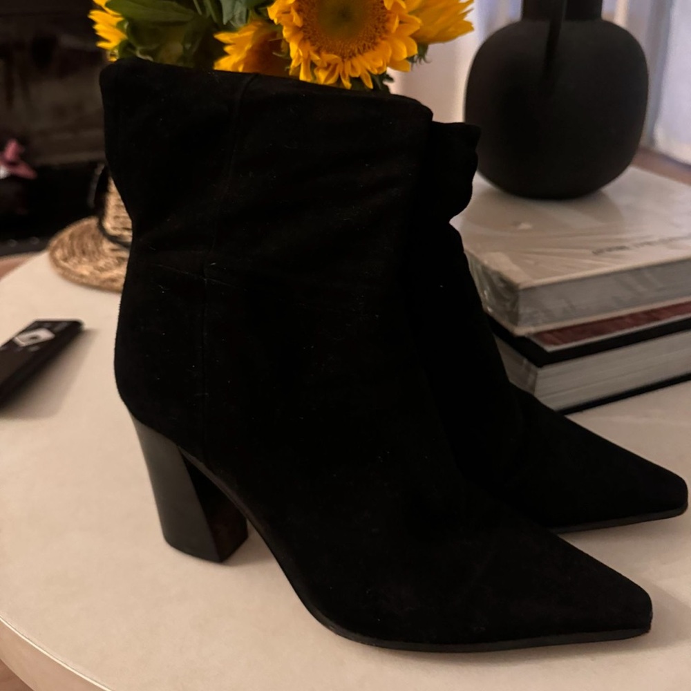 Vince camuto size 8